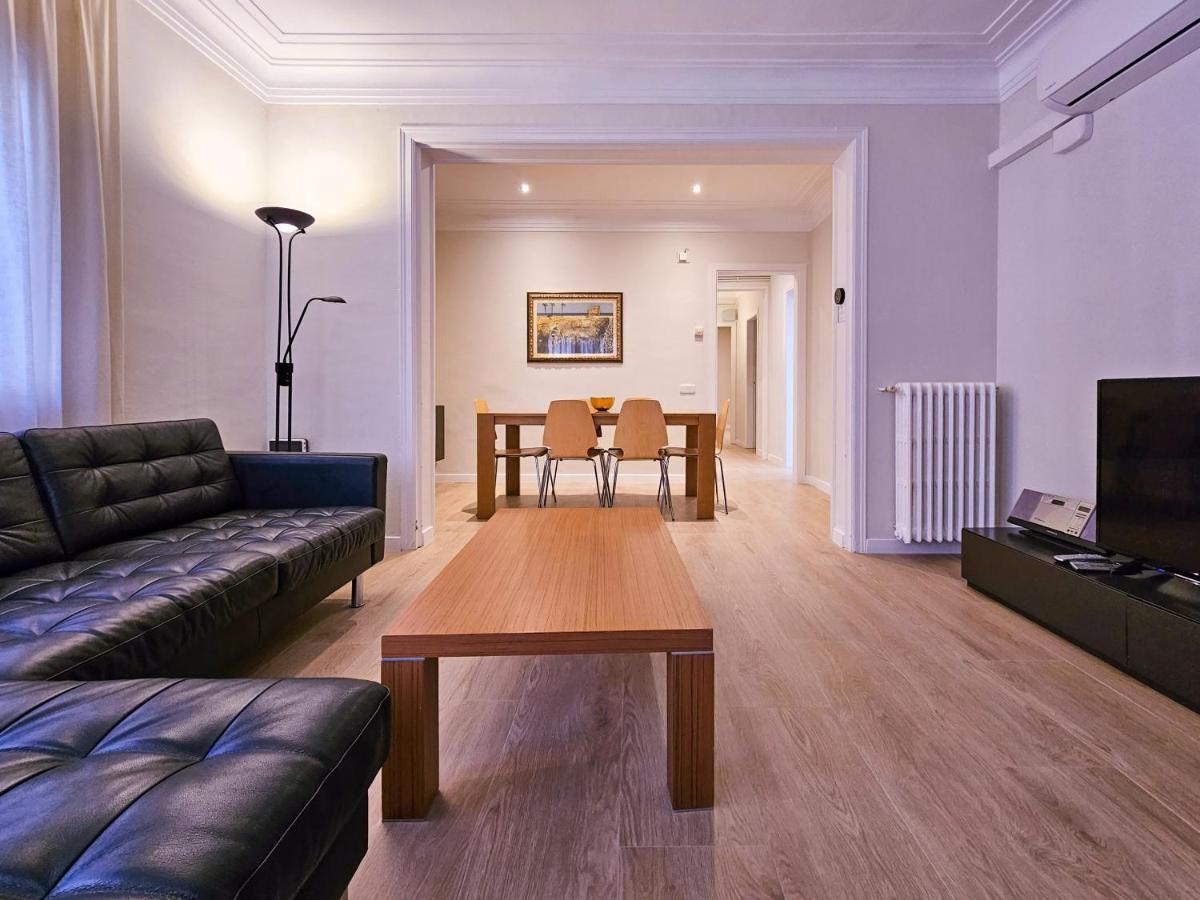Classbedroom Park Gueell Apartment Barcelona Luaran gambar