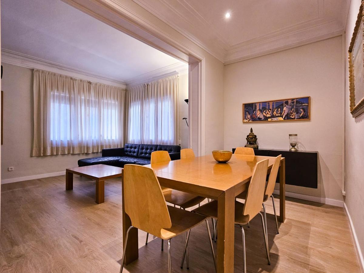Classbedroom Park Gueell Apartment Barcelona Luaran gambar