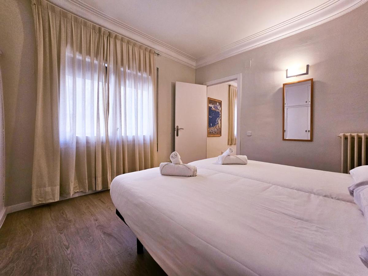 Classbedroom Park Gueell Apartment Barcelona Luaran gambar